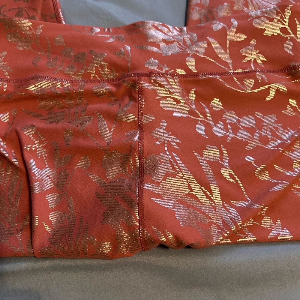 Fabletics Define Powerhold High Waisted Leggings - Picture 14 of 15